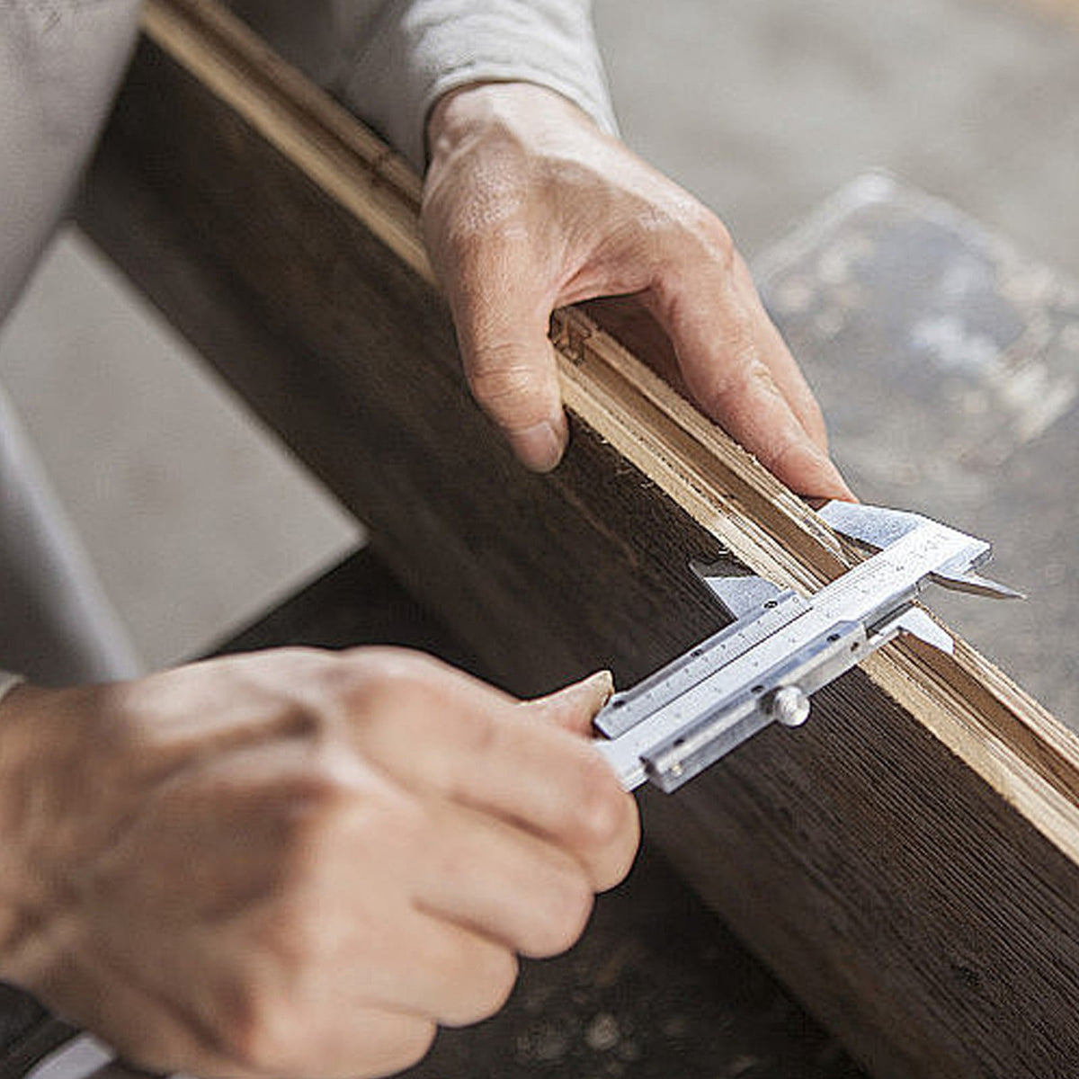 Plastic Vernier Caliper 0.1mm Precision 0 To 80mm Scale Lightweight for Workshop School Projects