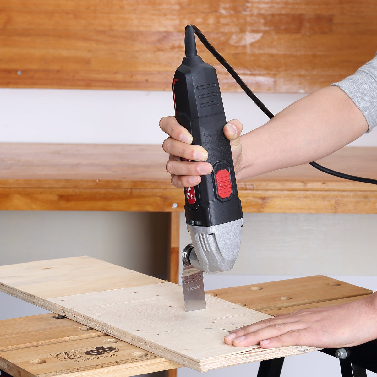 Hyper Tough 2.1 Amp Corded Oscillating Multi-Function Tool with Variable Speed and Accessories
