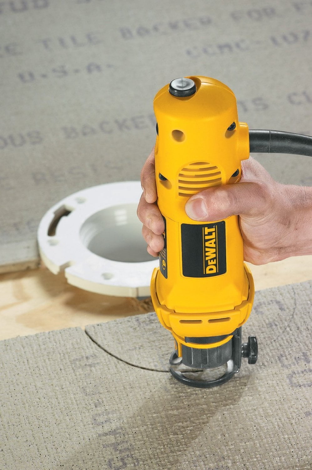 DeWALT DEWDW660Y Cut-Out 5 Amp 30000 RPM Rotary Tool DEWALT DW660 Cut-Out 5 Amp 30000 RPM Rotary Tool with 1/8-Inch and 1/4-Inch Collets