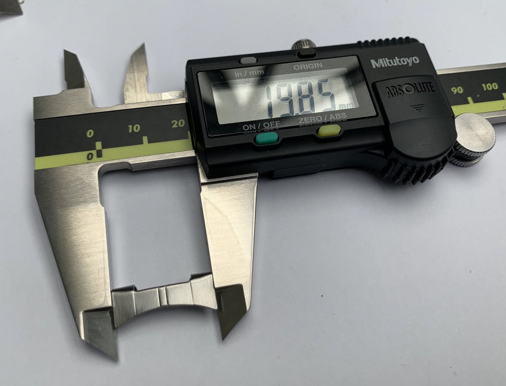 Mitutoyo 500-197-30 Series Style Digital Caliper Advanced Onsite Sensor AOS Electronic Micrometer Ruler ,500 Series, 0 to 12"/0 to 300mm Measuring Range, 0.0005"/0.01mm Resolution, LCD