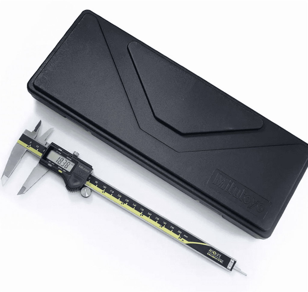 Mitutoyo 500-197-30 ABSOLUTE Digimatic Digital Caliper, 0-8 Inch (0-200mm)