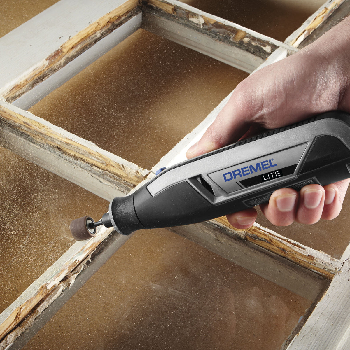 Dremel Lite 7760-N/10W 4V-Cordless Variable Speed Rotary Tool with Integrated 2Ah Li-Ion Battery, & 10 Rotary Tool Accessories